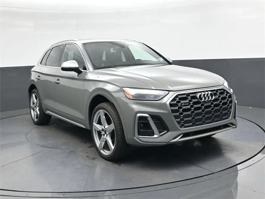 2022 Audi SQ5 Premium Plus photo 1