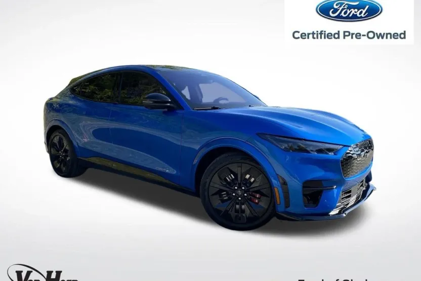 2025 Ford Mustang Mach-E GT photo 1