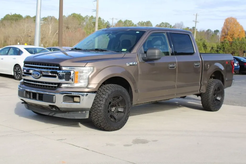 2019 Ford F-150 XLT photo 1