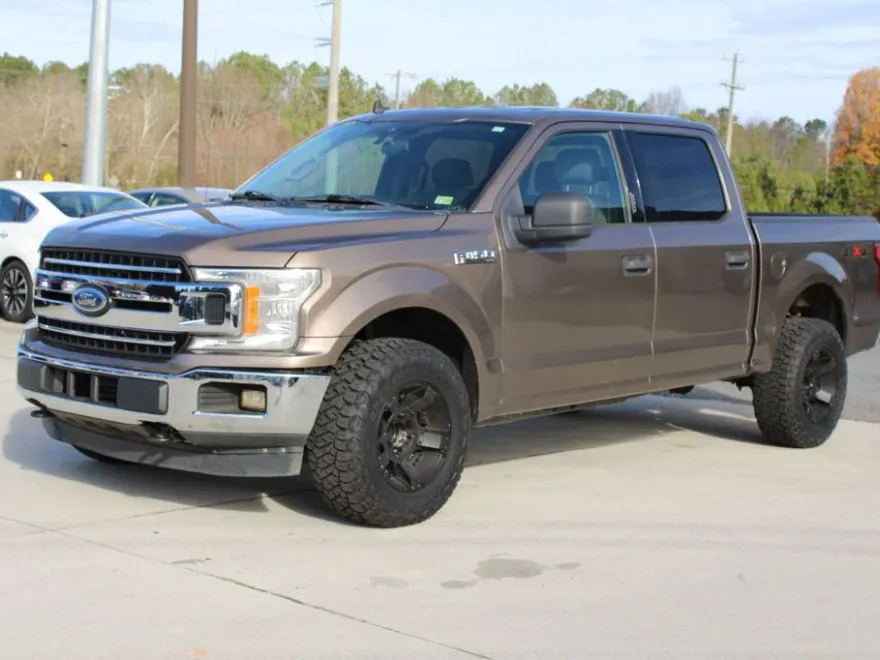 2019 Ford F-150 XLT photo 1