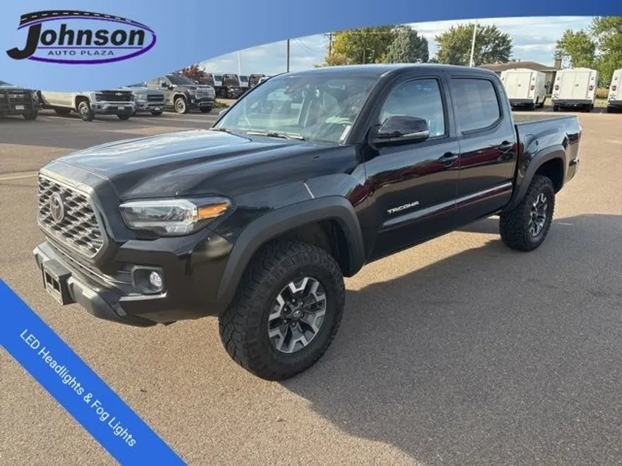 2023 Toyota Tacoma TRD V6 photo 1