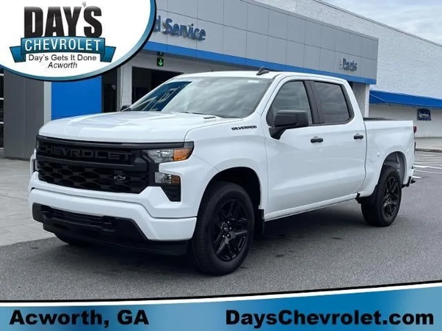 2026 Chevrolet Silverado 1500 Custom photo 1