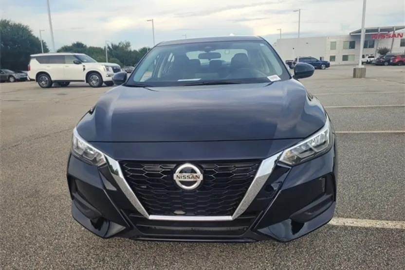 2023 Nissan Sentra SV photo 1