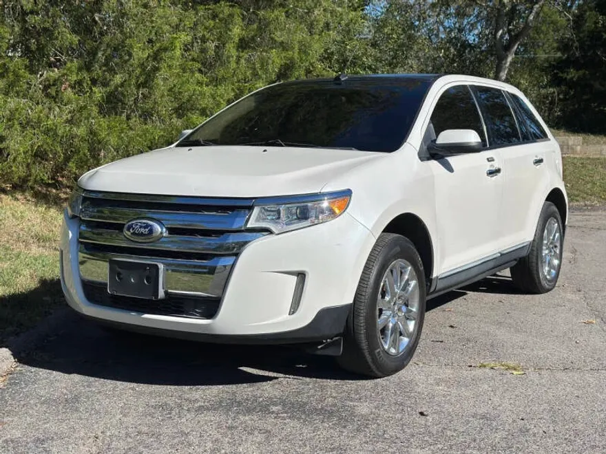 2011 Ford Edge SEL photo 1