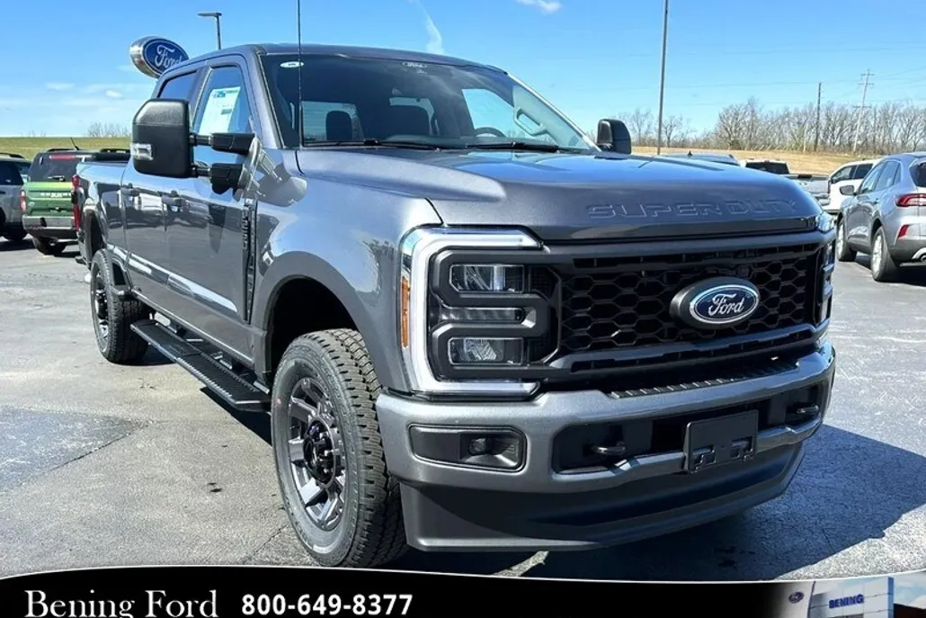 2025 Ford F-250 photo 1