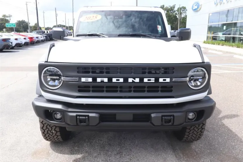 2025 Ford Bronco Big Bend photo 1