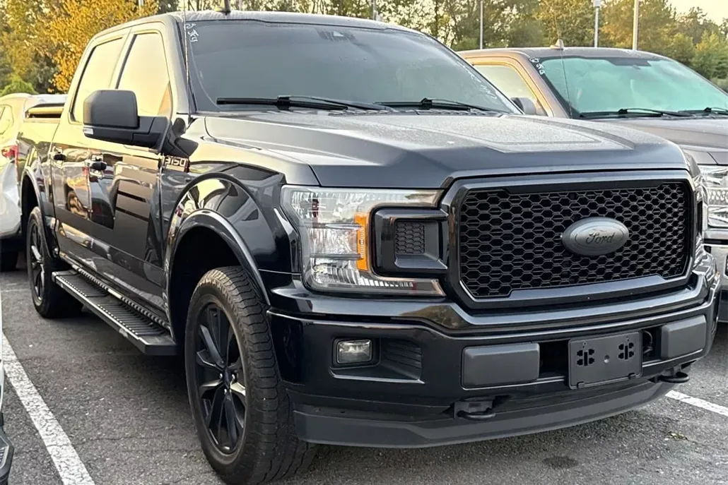 2019 Ford F-150 XLT photo 1