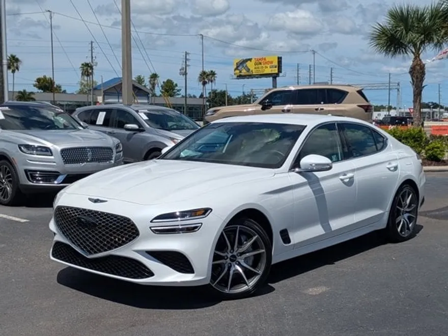 2025 Genesis G70 2.5T photo 1