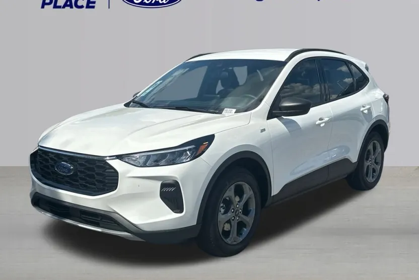 2025 Ford Escape ST-Line photo 1