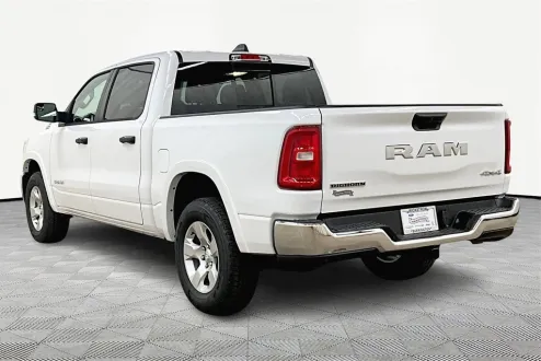 2025 Ram 1500 Big Horn photo 3