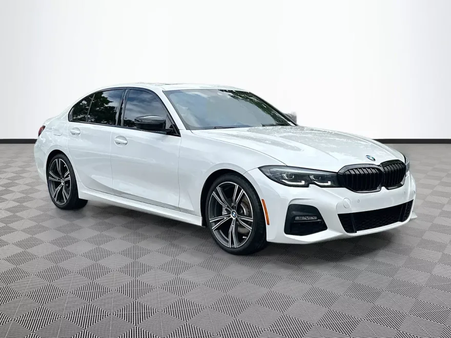 2022 Bmw 330i photo 1