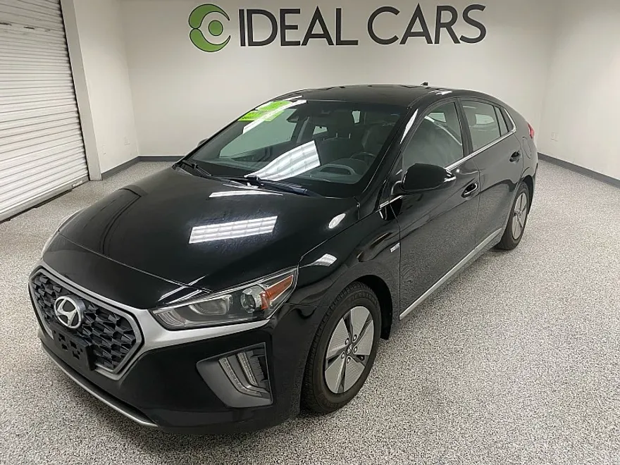 2020 Hyundai Ioniq SE photo 1