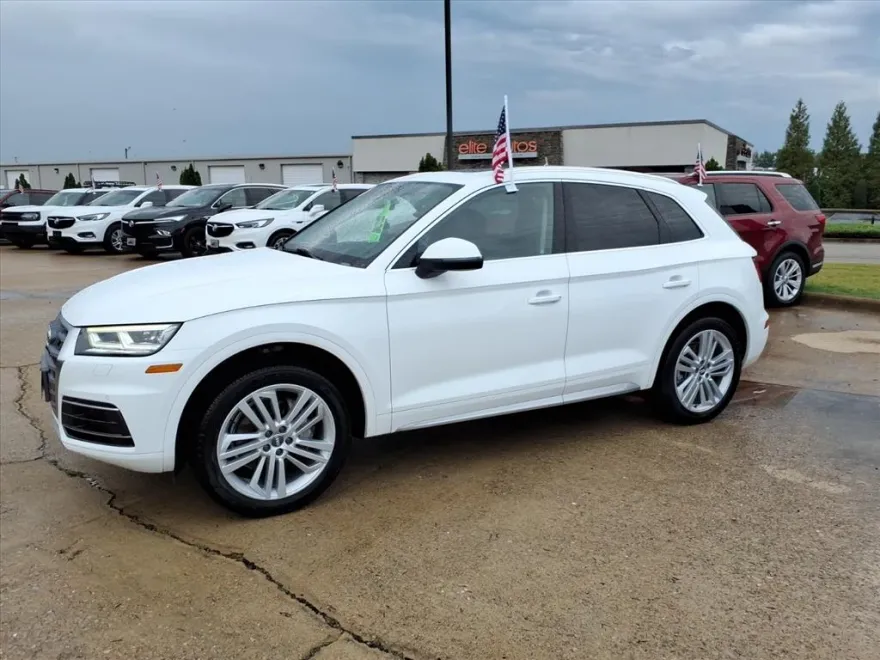 2018 Audi Q5 2.0T Premium Prestige photo 1