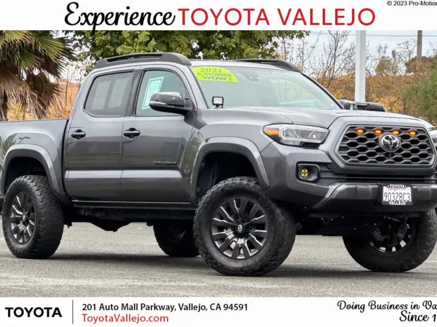 2021 Toyota Tacoma 4x4 Limited photo 1