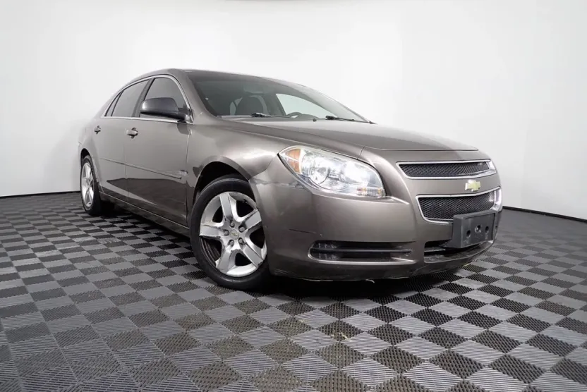2012 Chevrolet Malibu LS photo 1