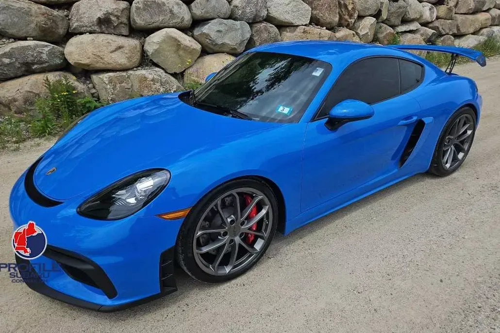 2022 Porsche Cayman GT4 photo 1