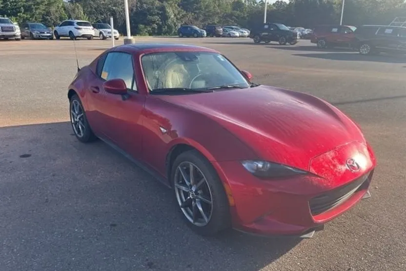 2020 Mazda MX-5 Miata Miata RF Grand Touring photo 1