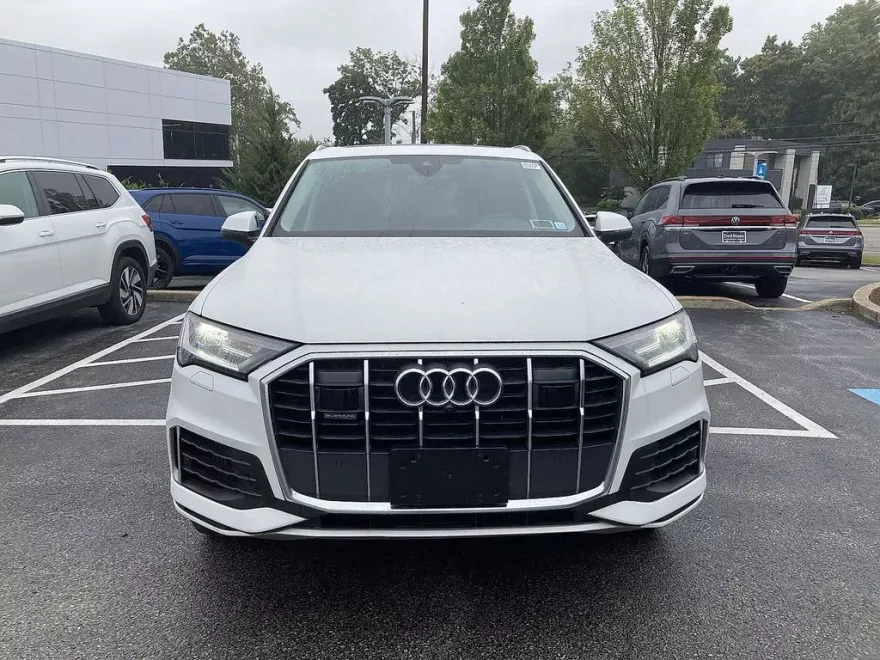 2022 Audi Q7 55 Premium Plus photo 1