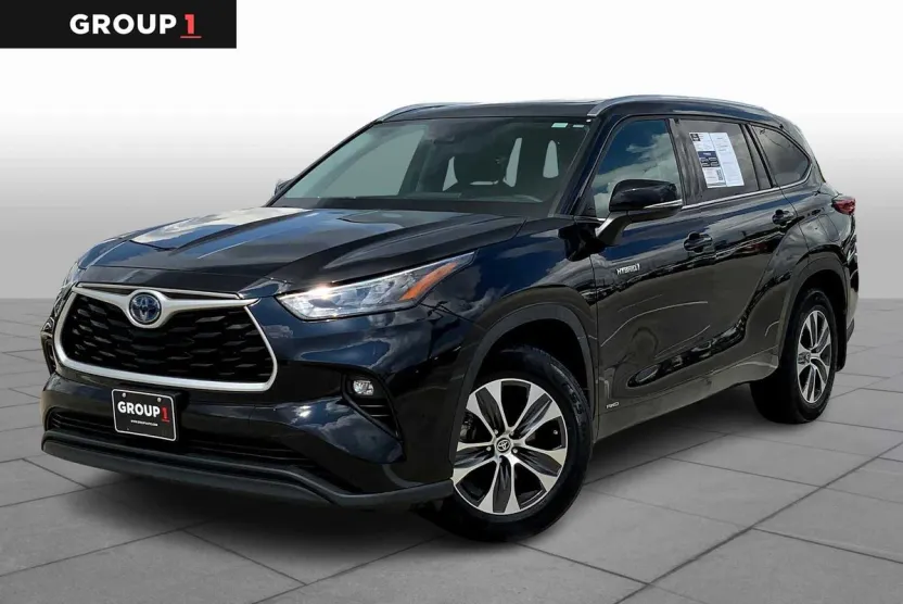 2020 Toyota Highlander Hybrid XLE photo 1