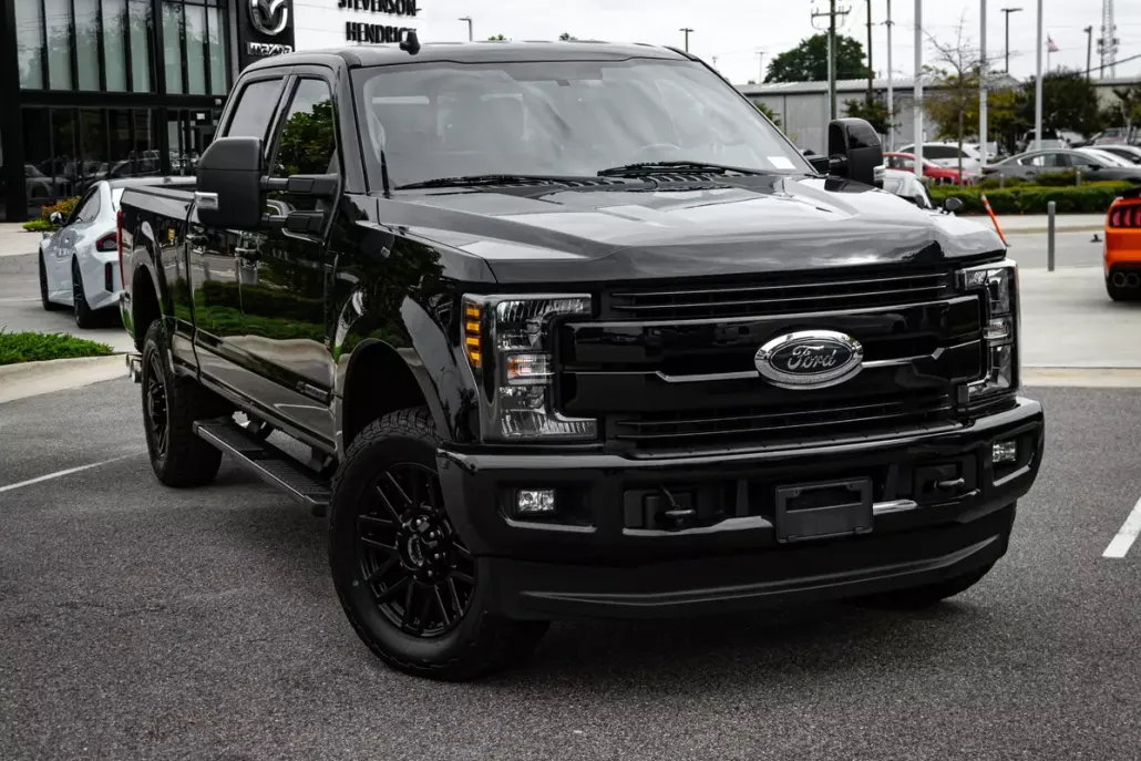 2019 Ford F-350 Lariat photo 1