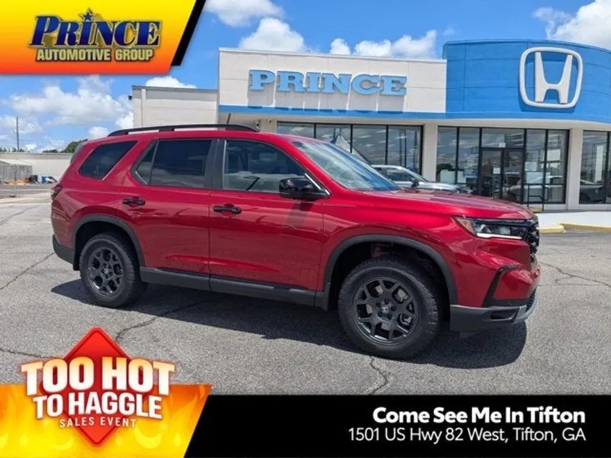 2025 Honda Pilot TrailSport photo 1