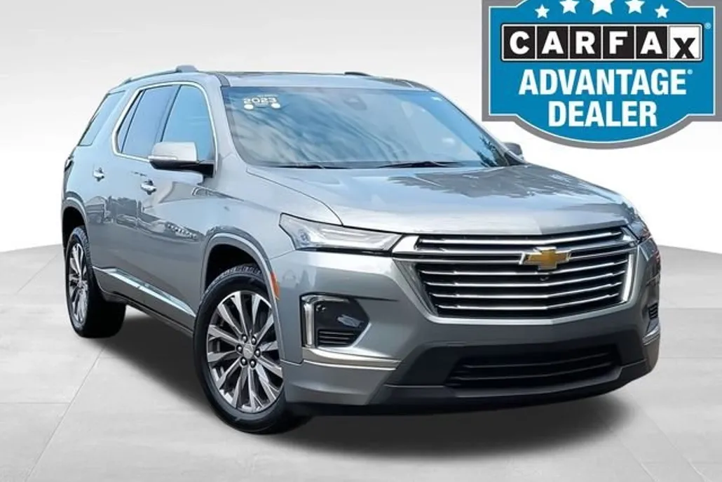 2023 Chevrolet Traverse Premier photo 1
