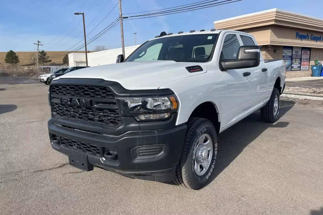 2024 Ram 3500 Tradesman photo 1