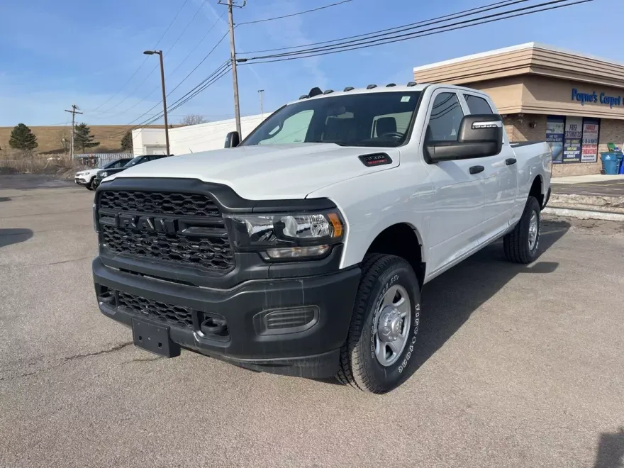 2024 Ram 3500 Tradesman photo 1