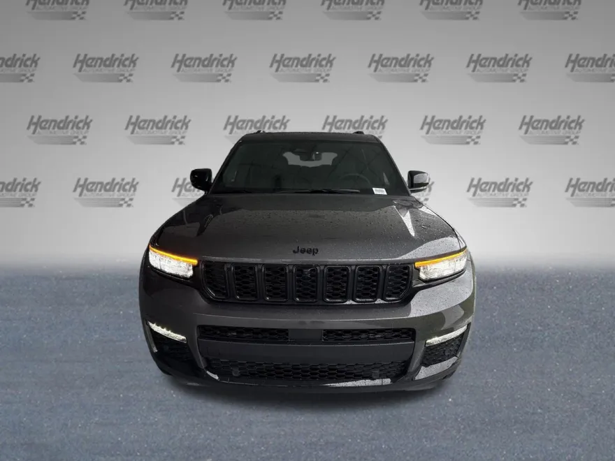 2025 Jeep Grand Cherokee Limited photo 1