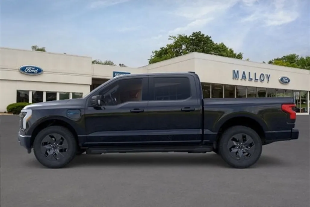 2025 Ford F-150 Lightning photo 1