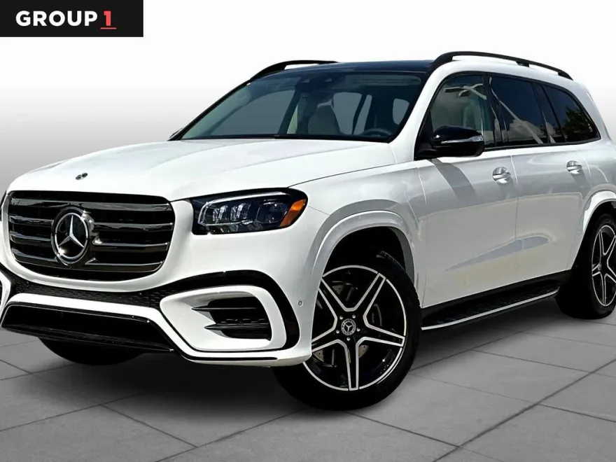 2026 Mercedes Benz GLS 450 4MATIC photo 1