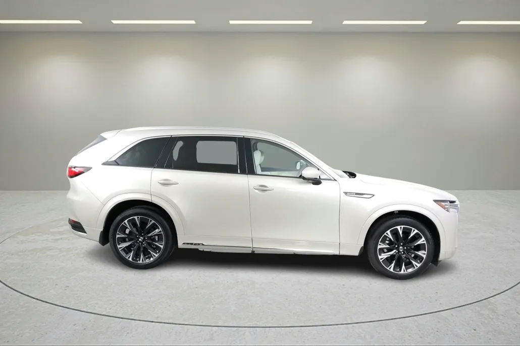 2024 Mazda CX-90 3.3 Turbo Premium Plus photo 2