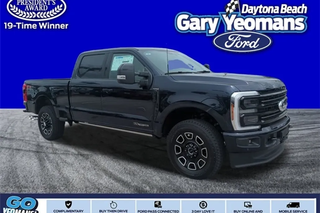 2025 Ford F-250 Platinum photo 1
