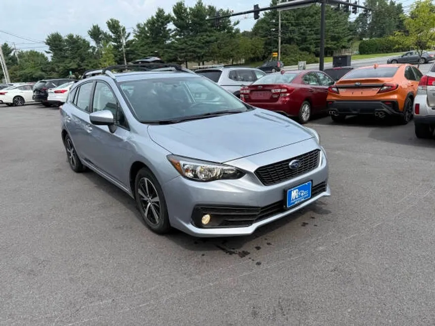 2022 Subaru Impreza Premium photo 1