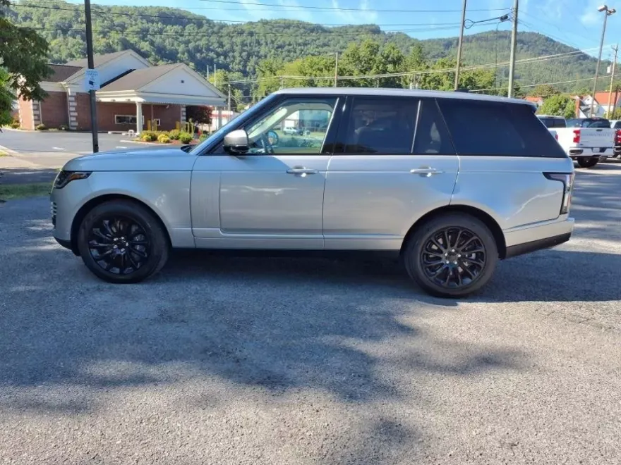 2020 Land Rover Range Rover HSE photo 1