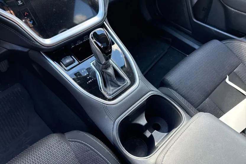2024 Subaru Outback Premium photo 1