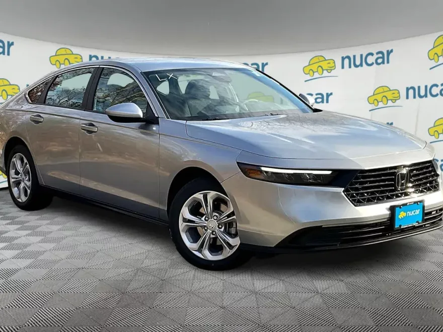 2025 Honda Accord LX photo 1