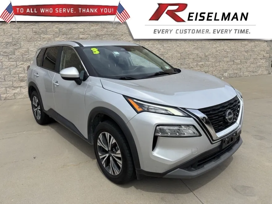 2023 Nissan Rogue SV photo 1