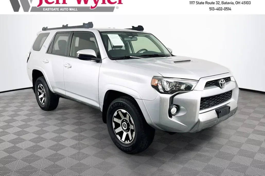2019 Toyota 4Runner TRD Off-Road photo 1