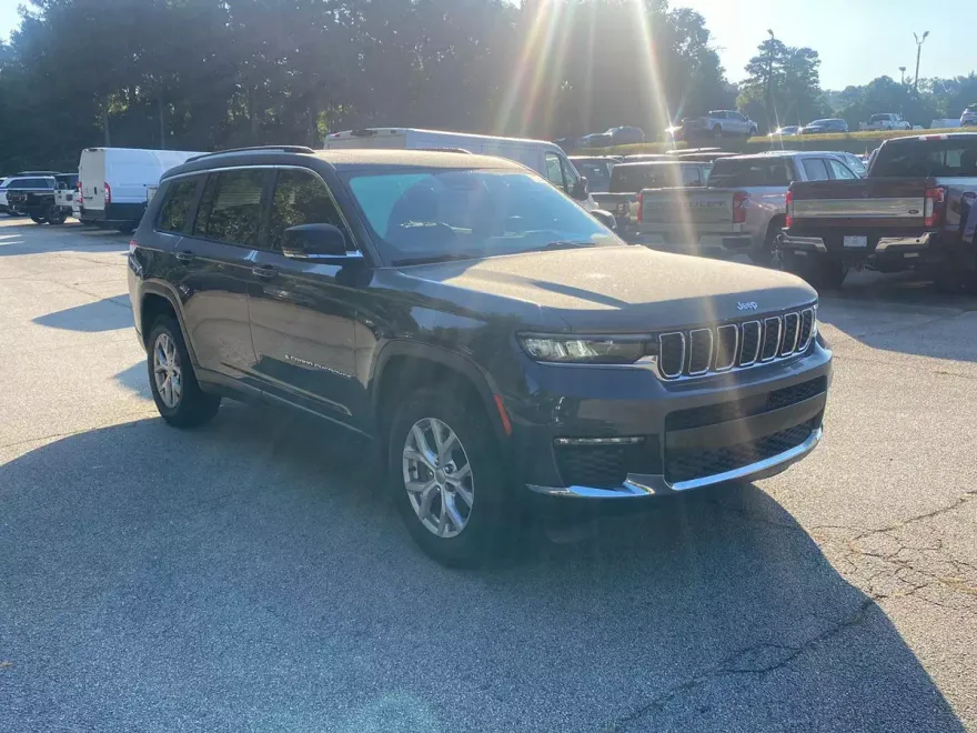 2022 Jeep Grand Cherokee Limited photo 1