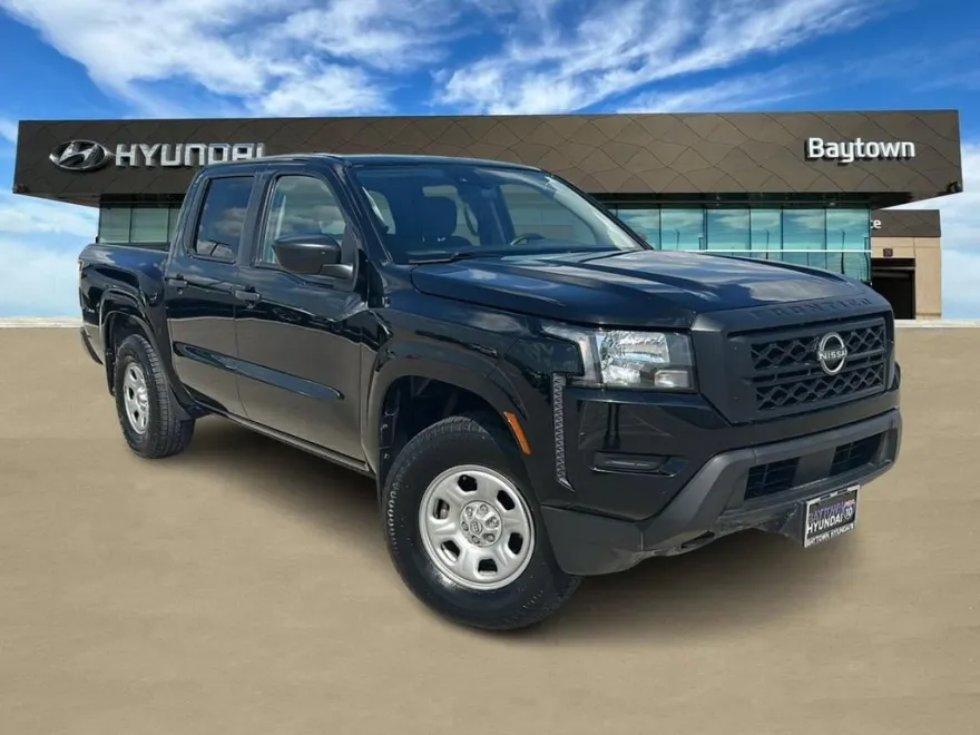 2022 Nissan Frontier S photo 1