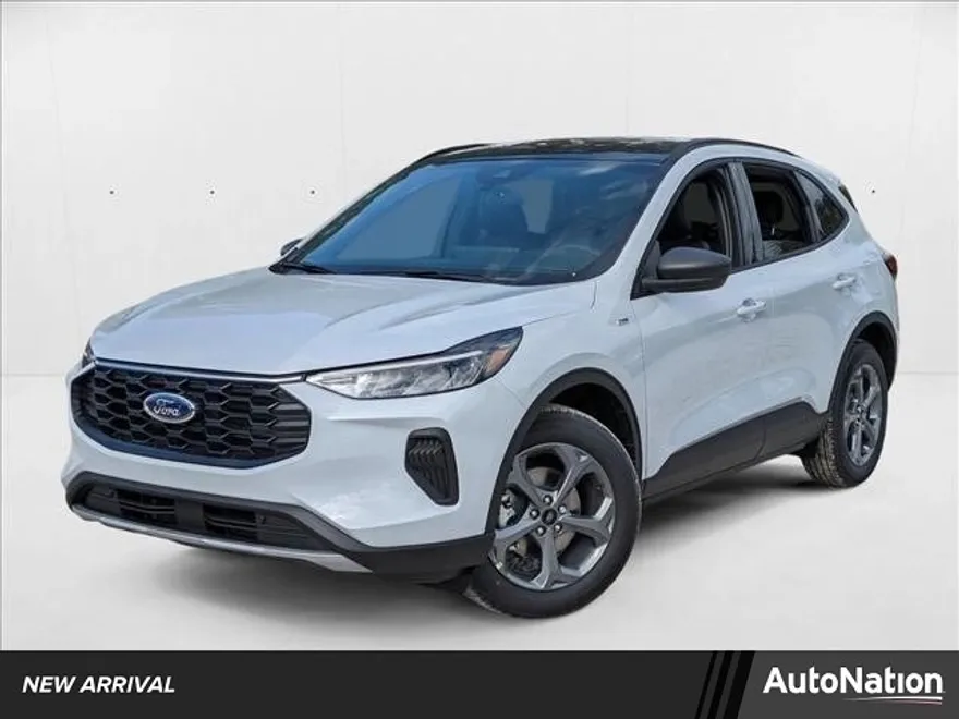 2025 Ford Escape ST-Line photo 1