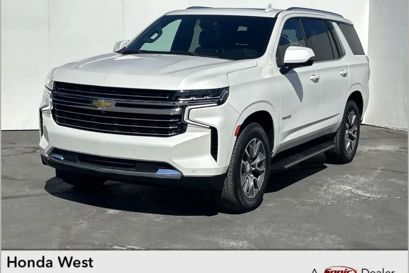 2022 Chevrolet Tahoe LT photo 1