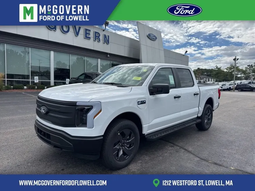 2025 Ford F-150 Lightning photo 1