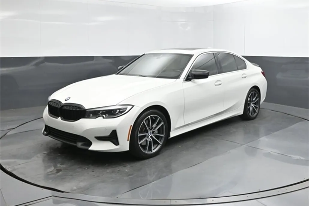 2021 Bmw 330i photo 1