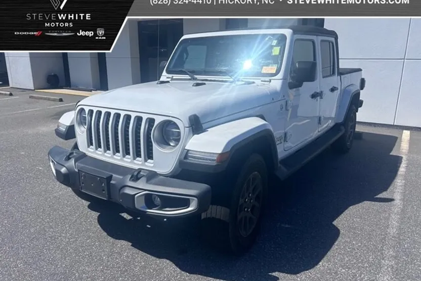 2022 Jeep Gladiator Overland photo 1