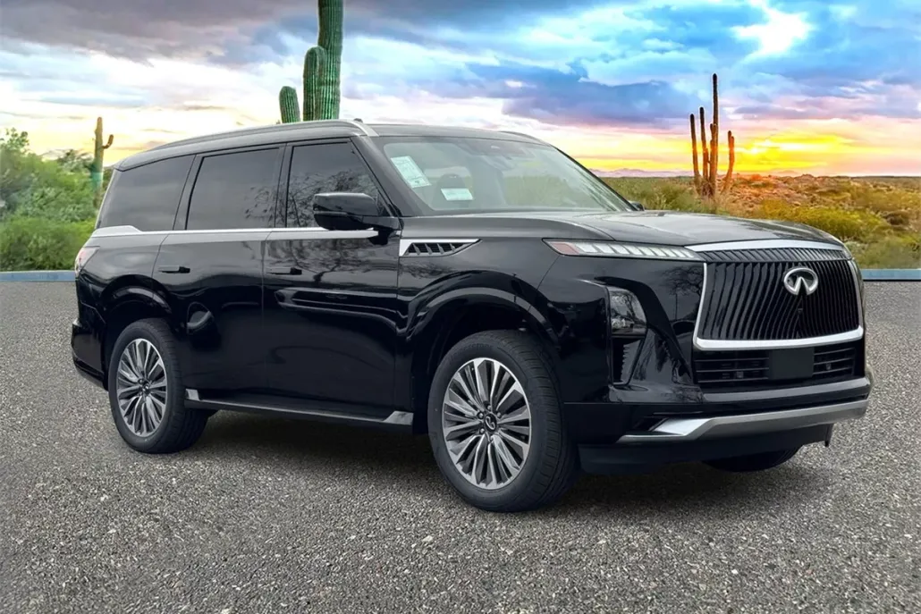 2025 Infiniti QX80 Luxe photo 1
