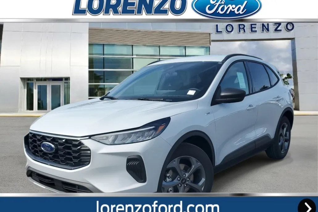 2025 Ford Escape ST-Line photo 1