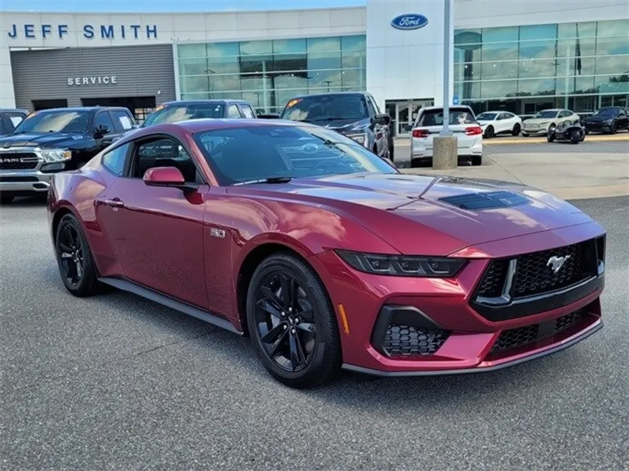 2025 Ford Mustang GT photo 1