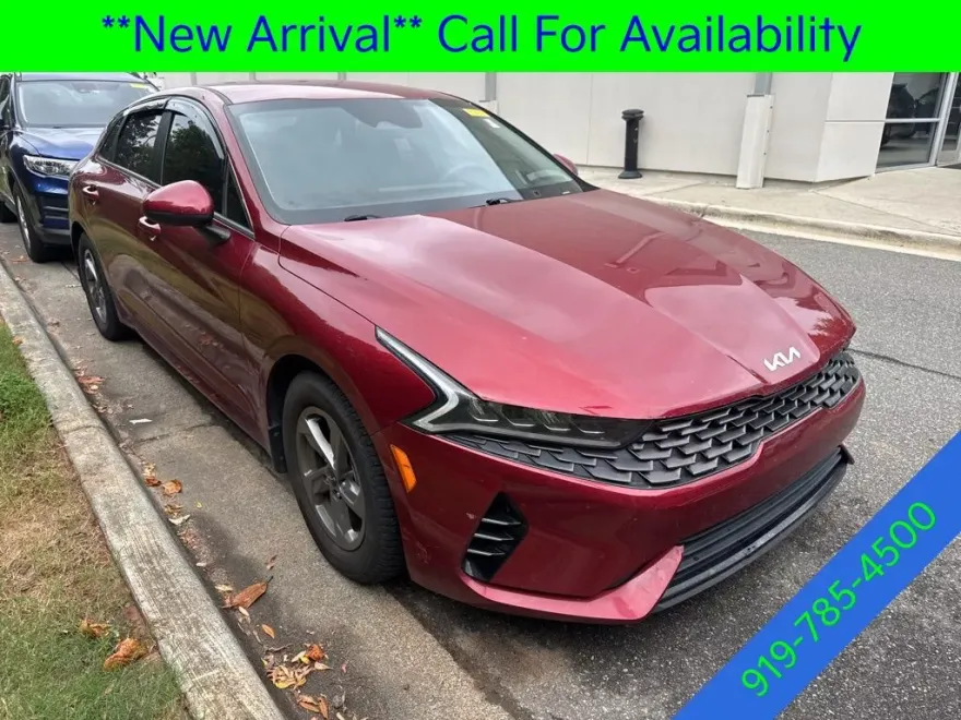2022 Kia K5 LXS photo 1